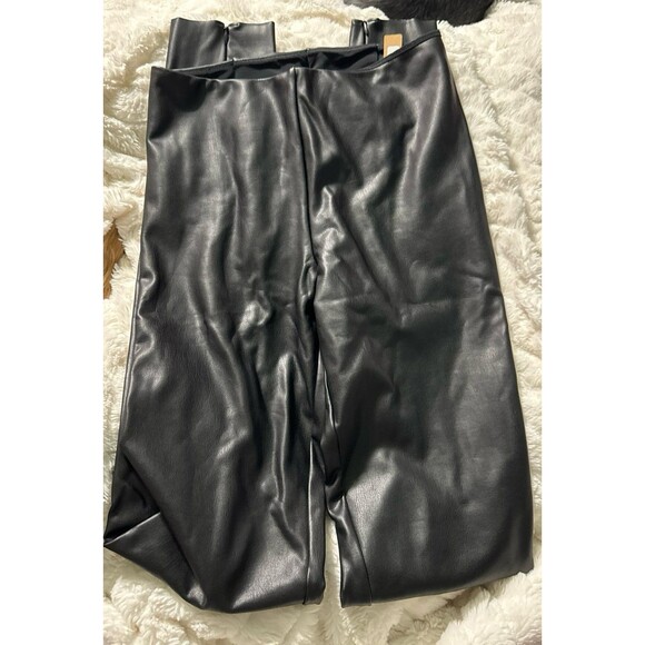 NWT SKIMS Faux Leather Ankle-Zip Matte Leggings in Onyx Black Size small - Picture 1 of 4